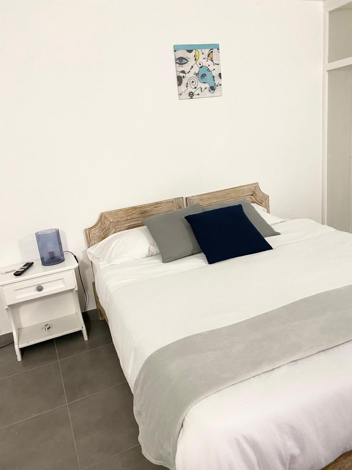 Cala Reale Rooms Marinella Marinella  Eksteriør bilde