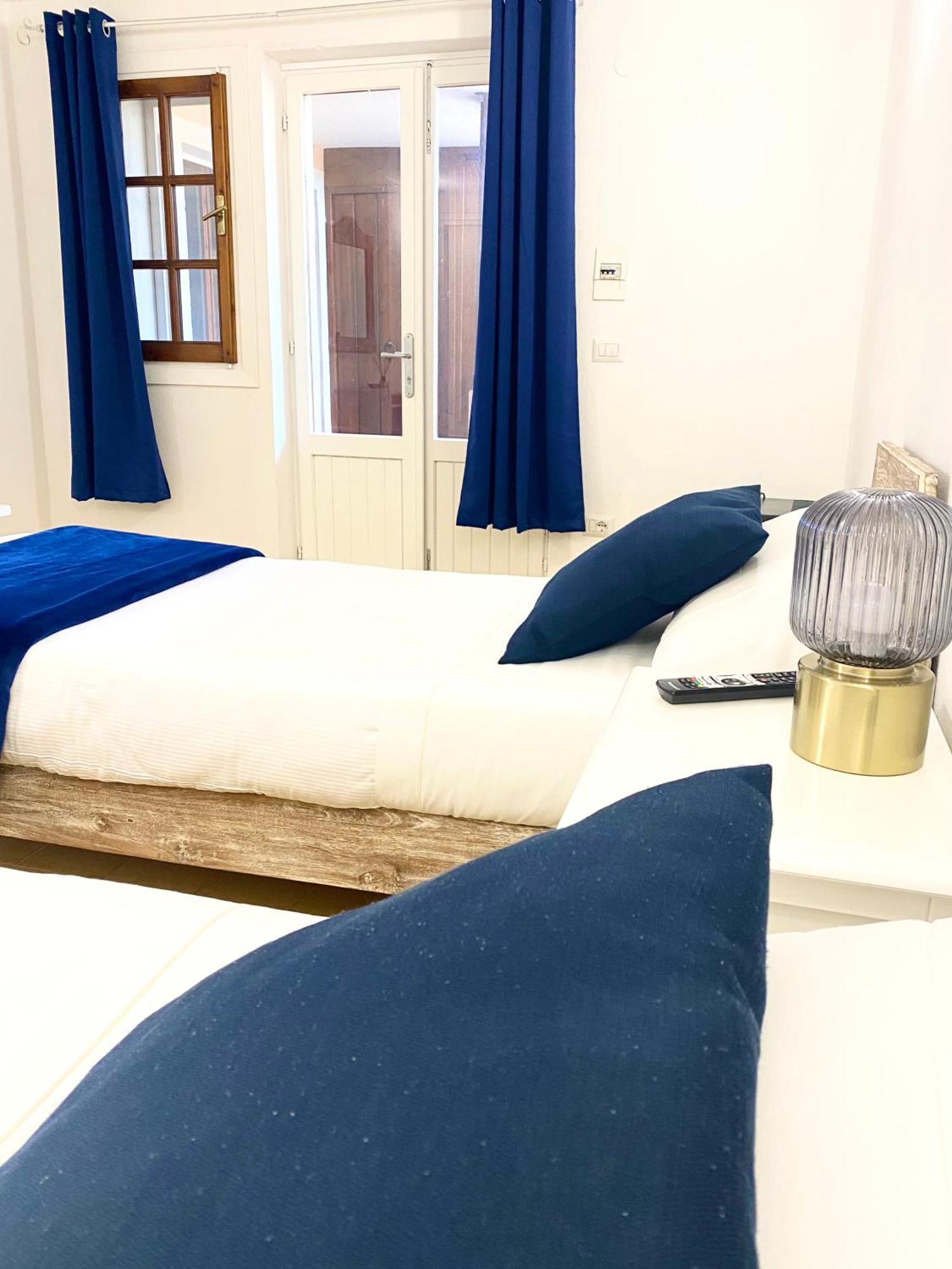 Cala Reale Rooms Marinella Marinella  Eksteriør bilde
